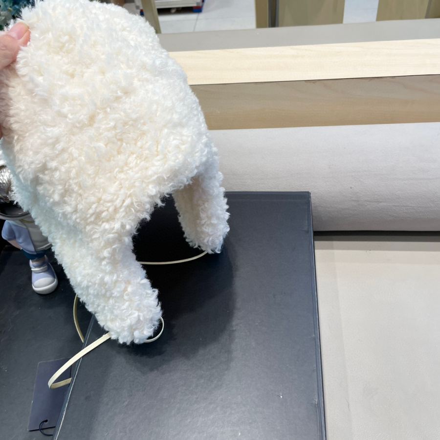1:1 Replica prada hat PRADA 2024 — Premium Replica — photo 6