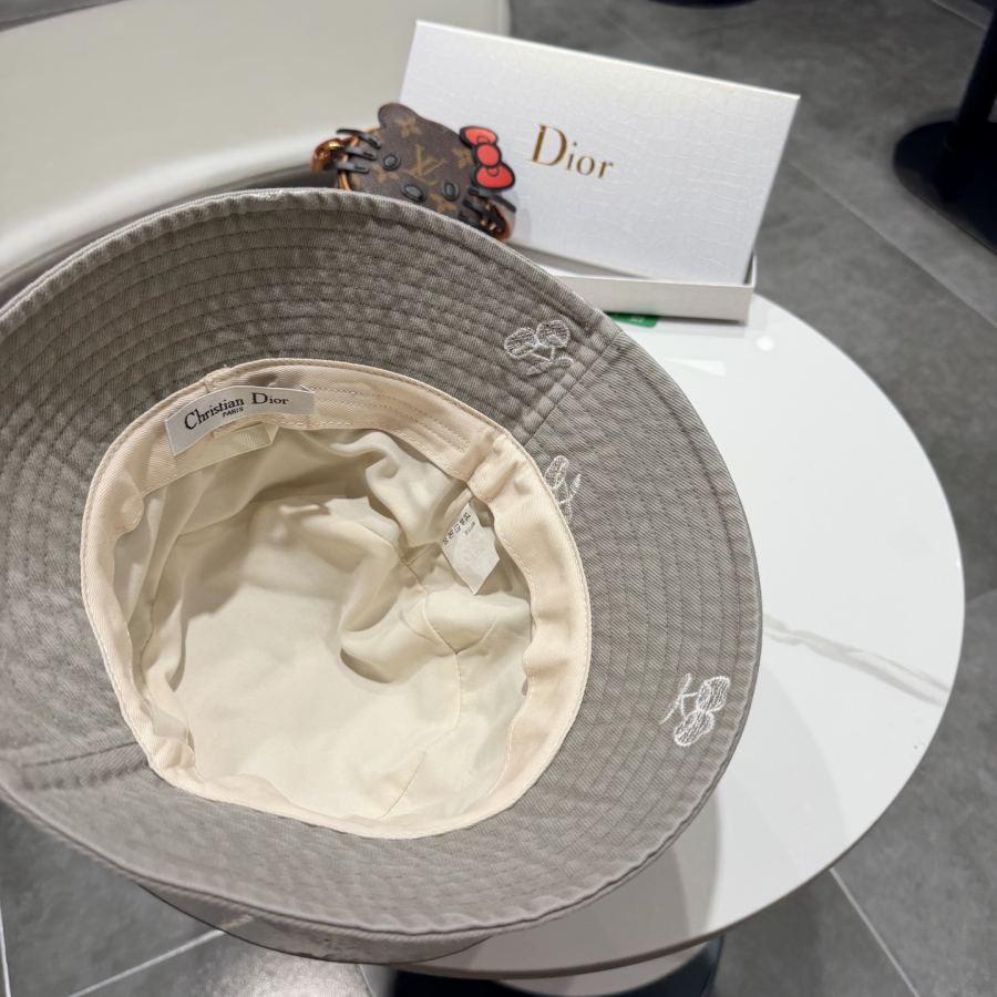 1:1 Replica dior hat DIOR New — Premium Replica — photo 9