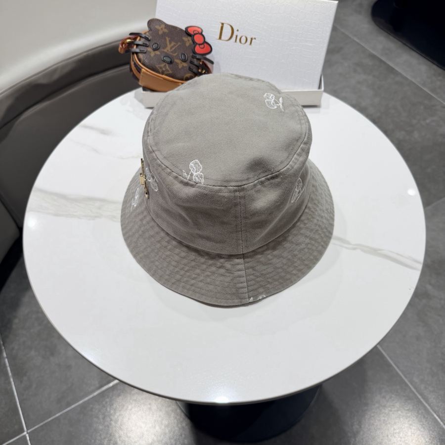 1:1 Replica dior hat DIOR New — Premium Replica — photo 4