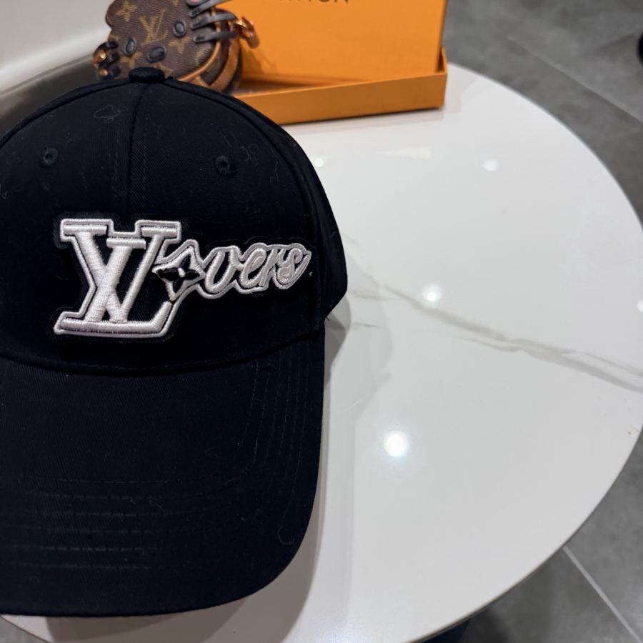 1:1 Replica Louis Vuitton hat LV Louis Vuitton — 1:1 Replica — photo 4