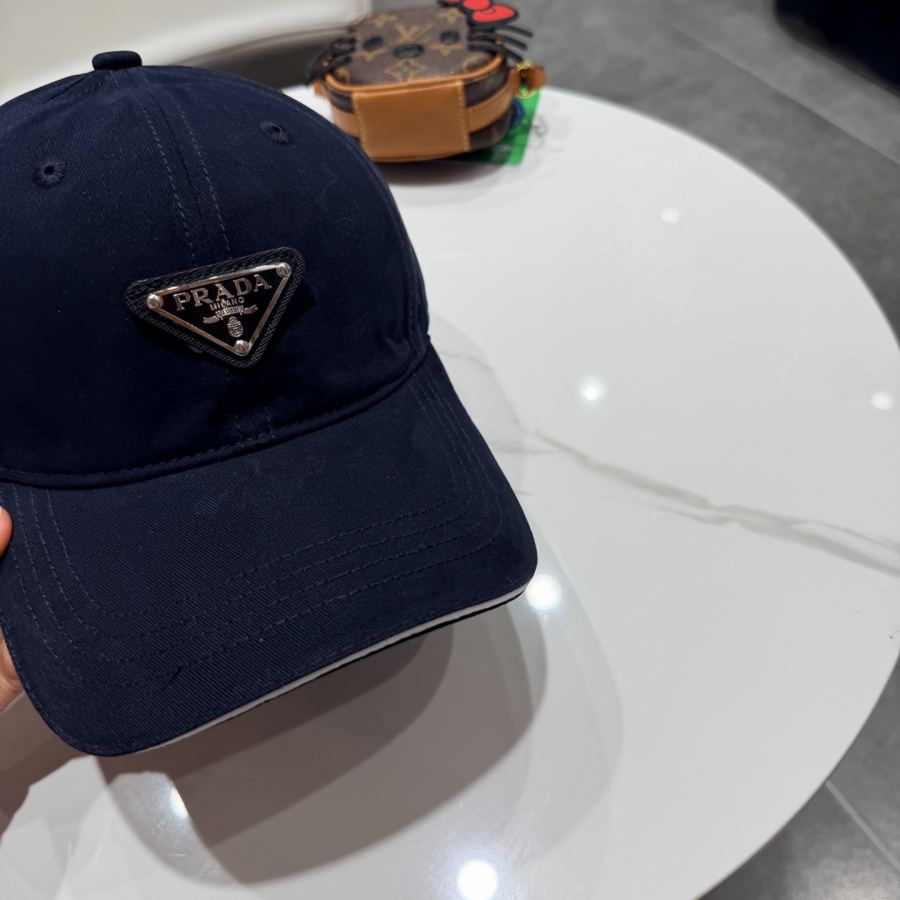 1:1 Replica prada hat Prada 2025 New — Premium Replica — photo 4
