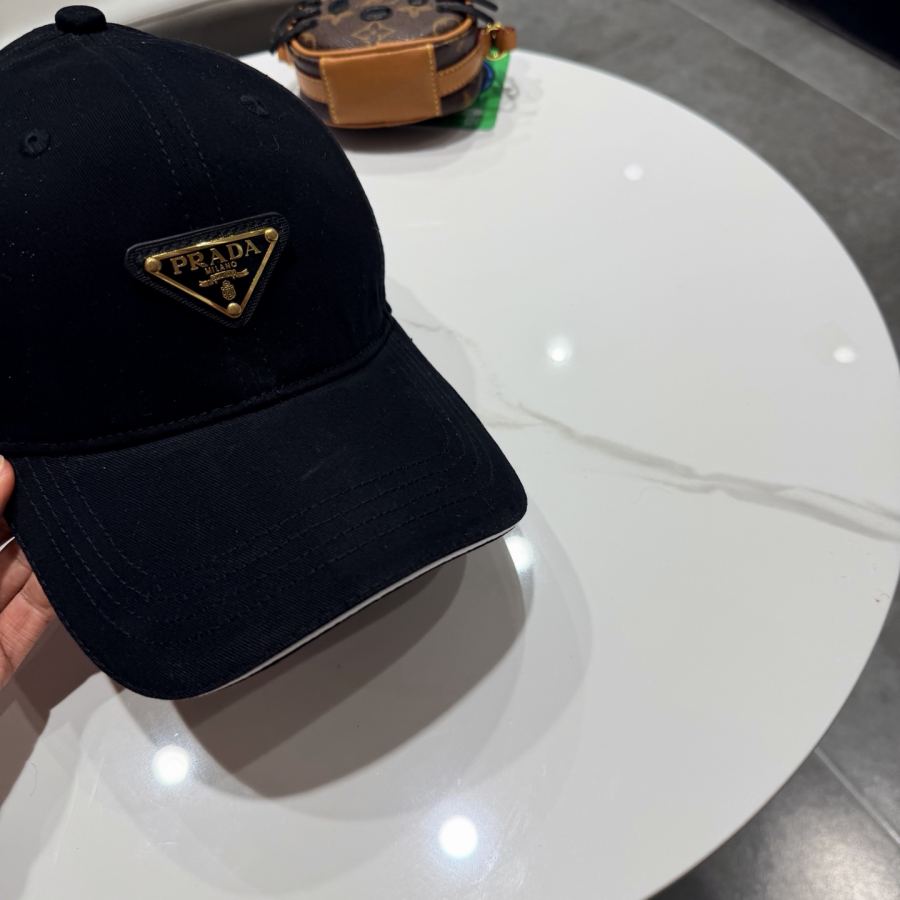 1:1 Replica prada hat Prada 2025 New — Premium Replica — photo 4