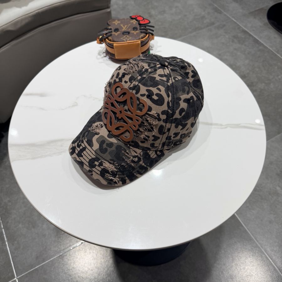 1:1 Replica Loewe hat LOEWE — 1:1 Replica — photo 2