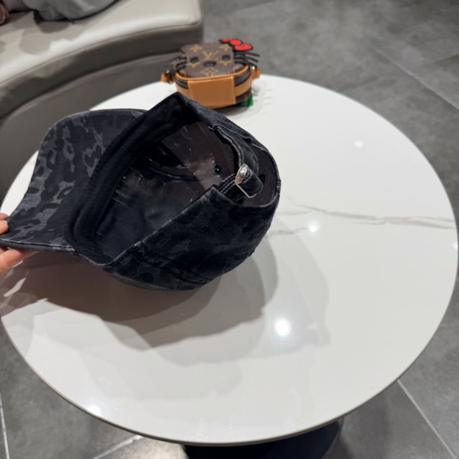 1:1 Replica Loewe hat LOEWE New — AAA Quality Replica — photo 8