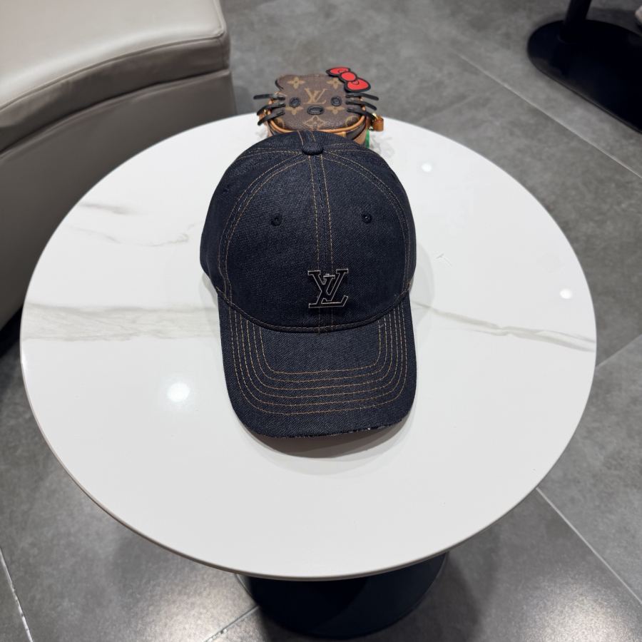 1:1 Replica Louis Vuitton hat Louis Vuitton LV — Premium Replica