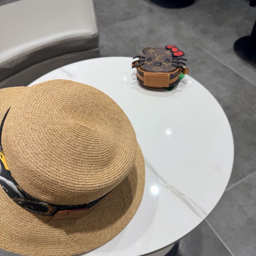 1:1 Replica Louis Vuitton hat lv New 57cm — Premium Replica — photo 4