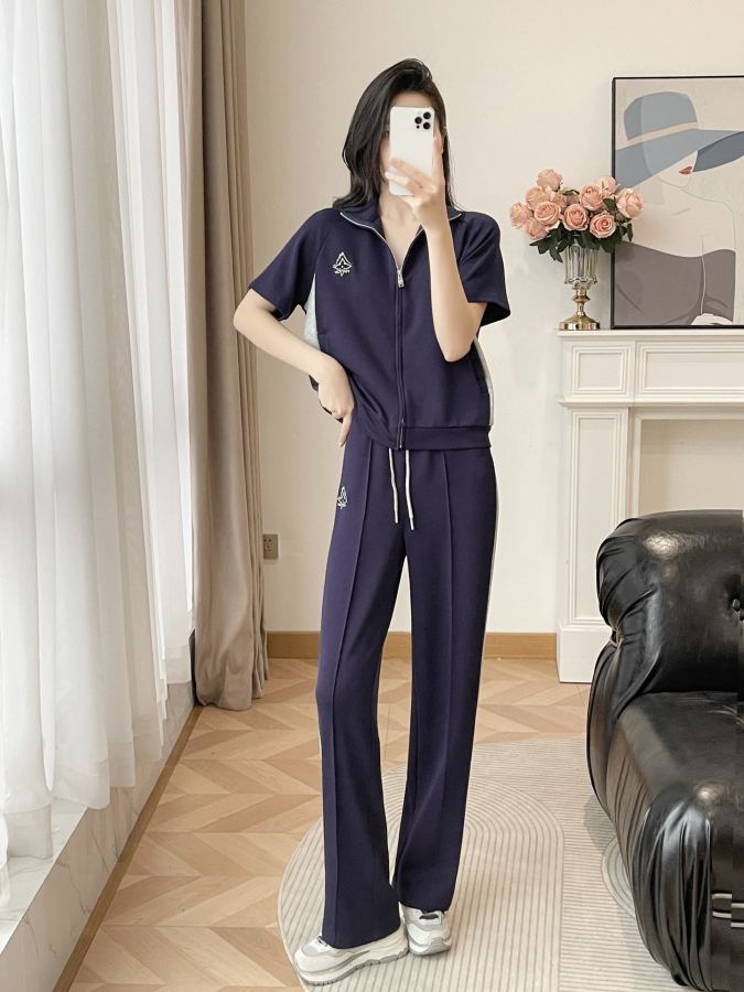 1:1 Replica LV Women — Premium Replica