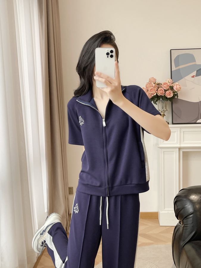 1:1 Replica LV Women — Premium Replica — photo 4