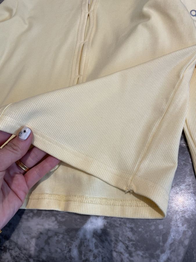 1:1 Replica Alo Long sleeve — AAA Quality Replica — photo 9