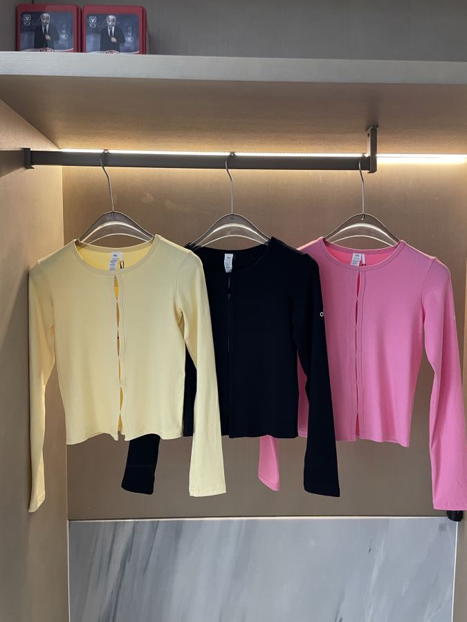 1:1 Replica Alo Long sleeve alo Skeleton — AAA Quality Replica — photo 4