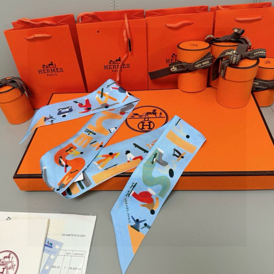 1:1 Replica Hermes Scarf Hermes “ ”Twilly — 1:1 Replica — photo 5