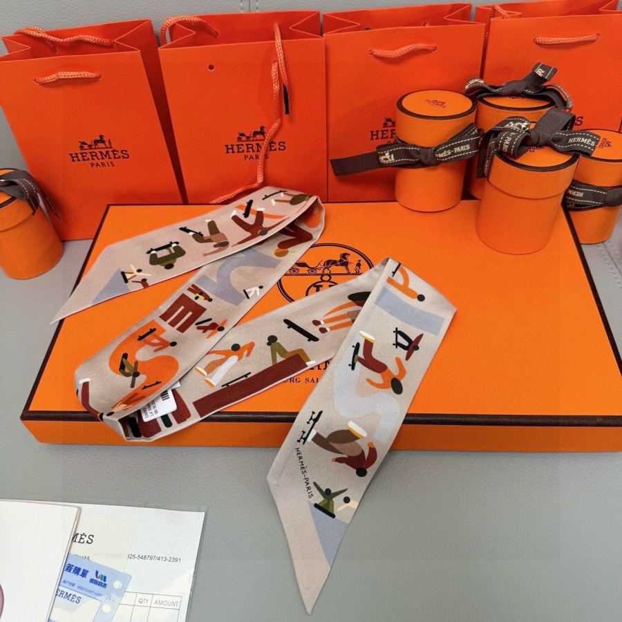 1:1 Replica Hermes Scarf Hermes “ ”Twilly — 1:1 Replica — photo 4