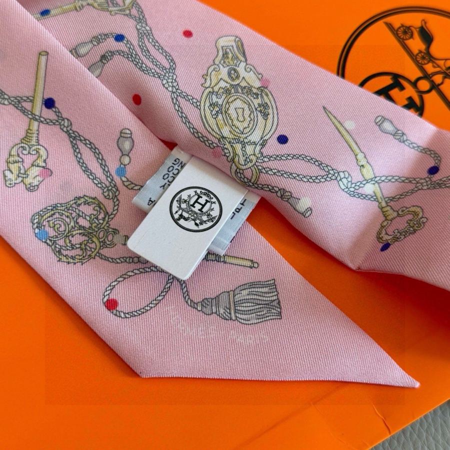 1:1 Replica Hermes Scarf Hermes “ ”Twilly — Premium Replica — photo 7