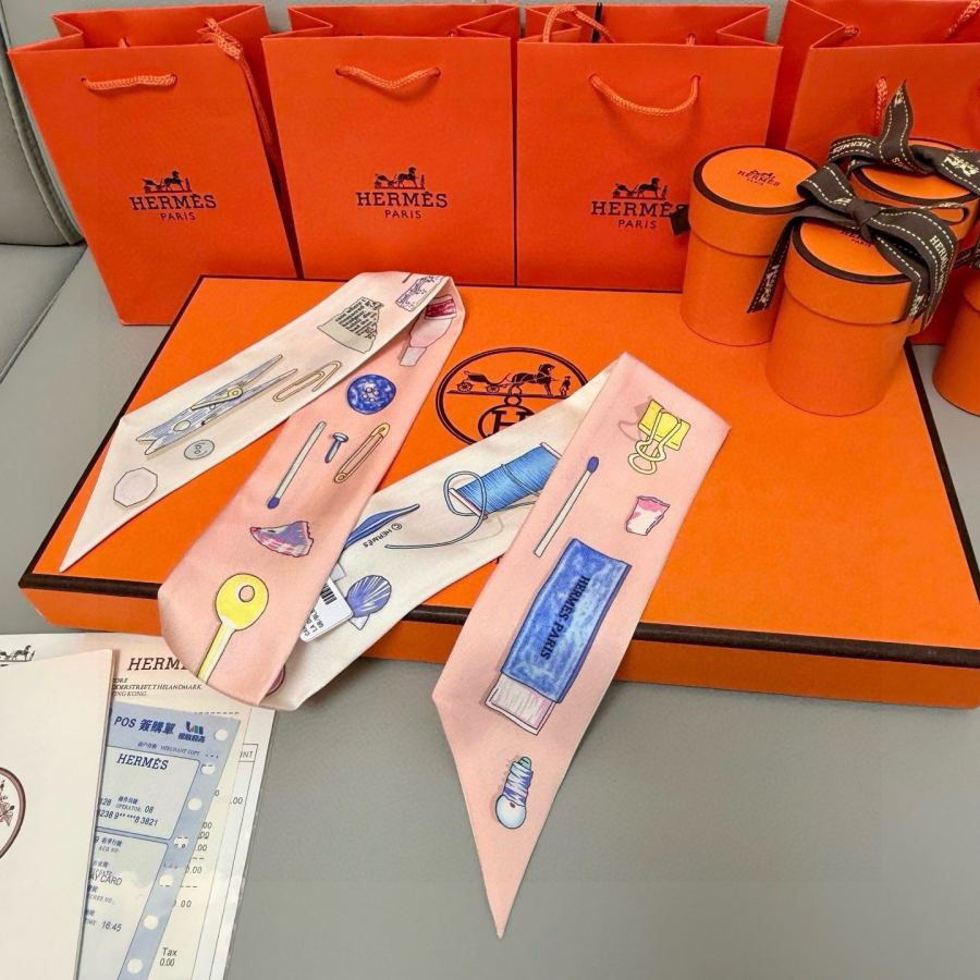 1:1 Replica Hermes Scarf Hermes“ ”Twilly — 1:1 Replica — photo 5