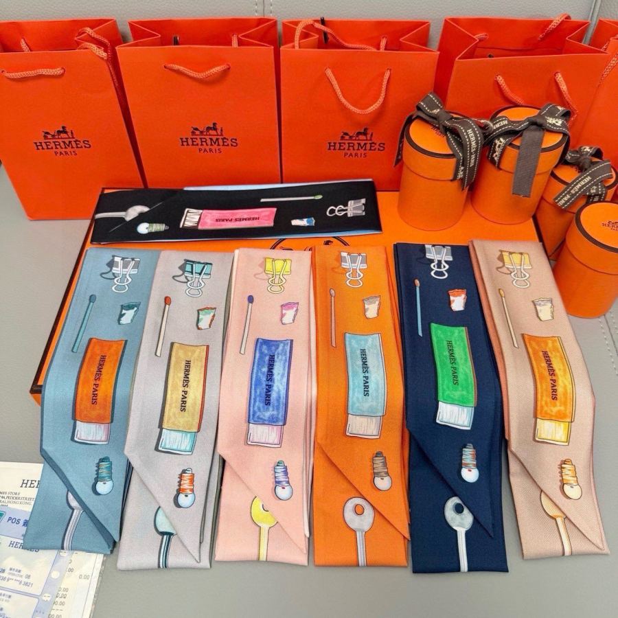1:1 Replica Hermes Scarf Hermes“ ”Twilly — 1:1 Replica — photo 3