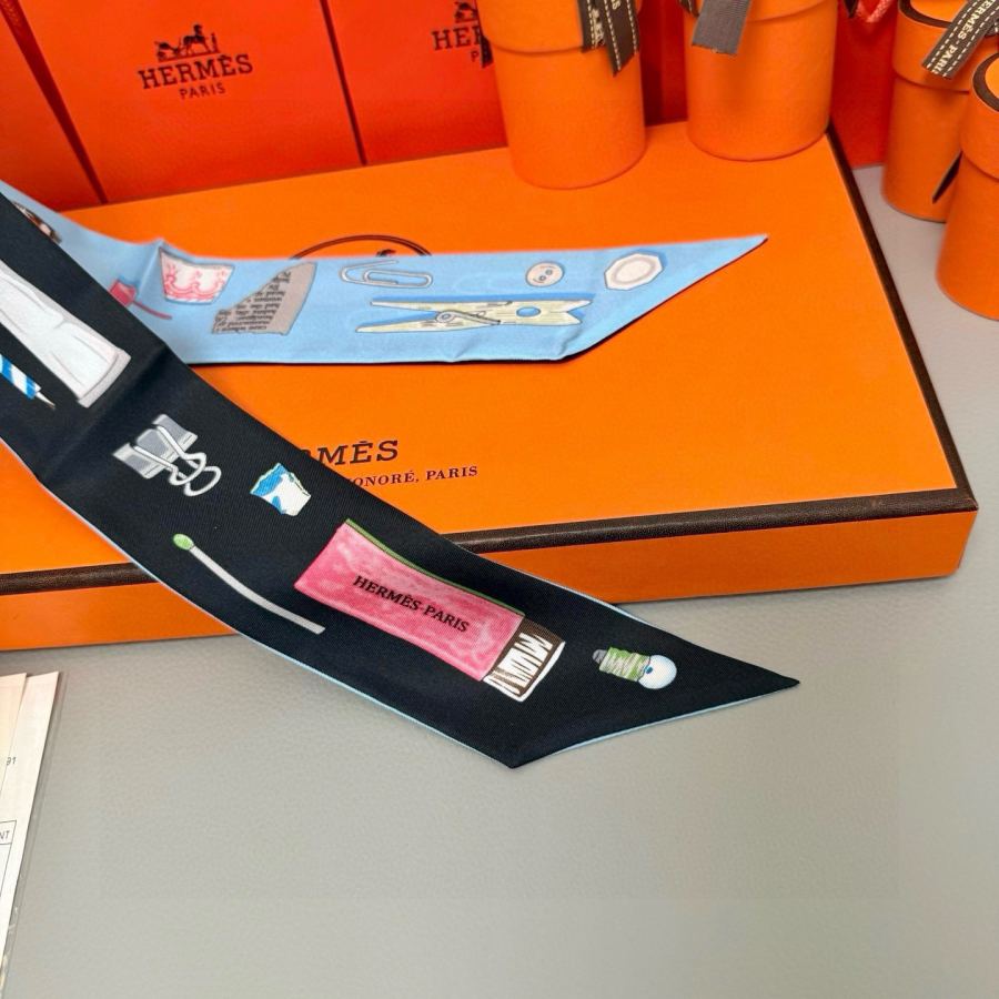 1:1 Replica Hermes Scarf Hermes“ ”Twilly — Premium Replica — photo 7