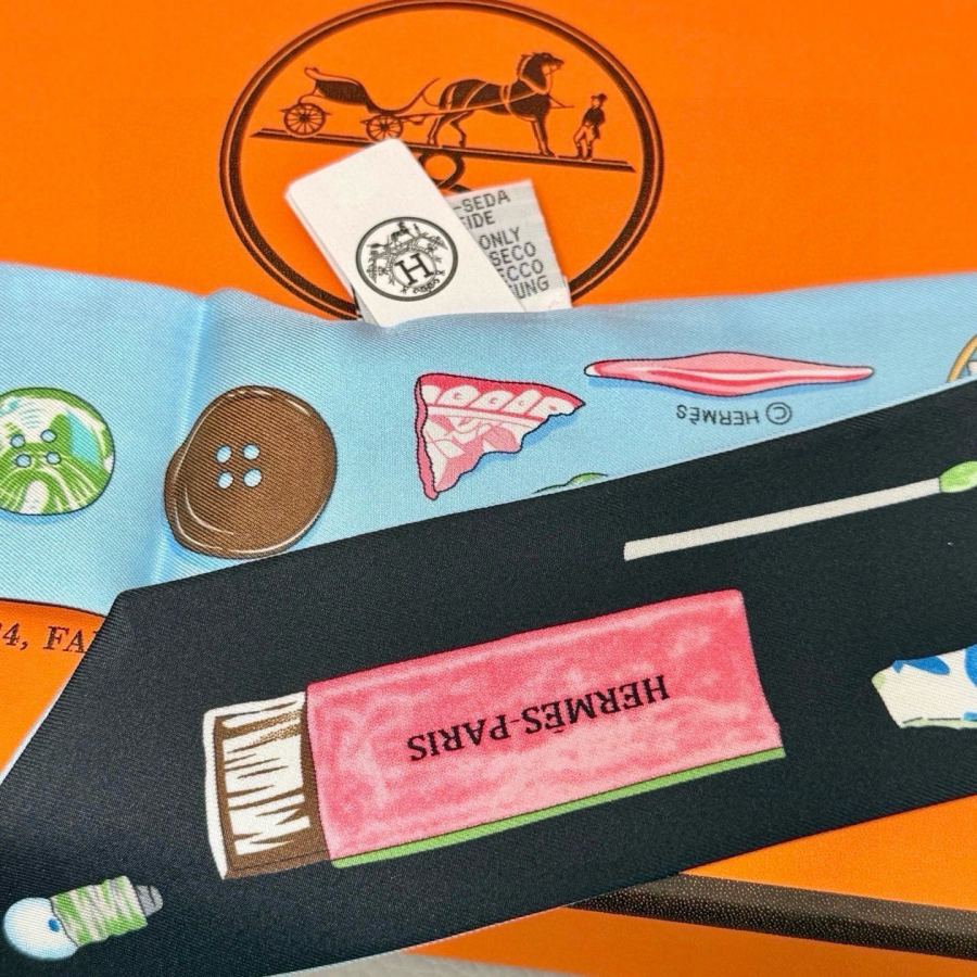 1:1 Replica Hermes Scarf Hermes“ ”Twilly — Premium Replica — photo 8