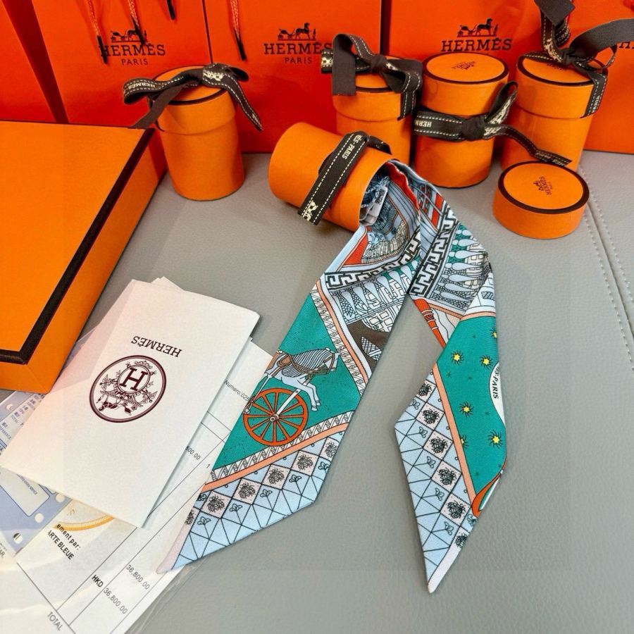 1:1 Replica Hermes Scarf Hermes “ ”Twilly — 1:1 Replica — photo 6