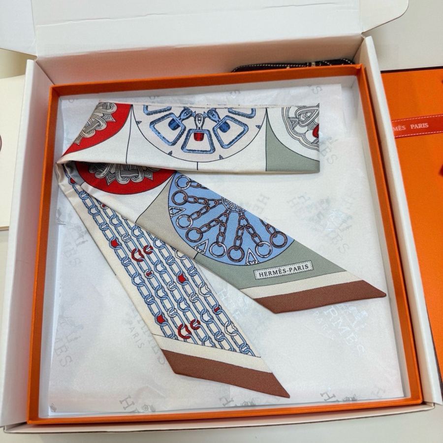 1:1 Replica Hermes Scarf Hermes“ ”Twilly — AAA Quality Replica — photo 8