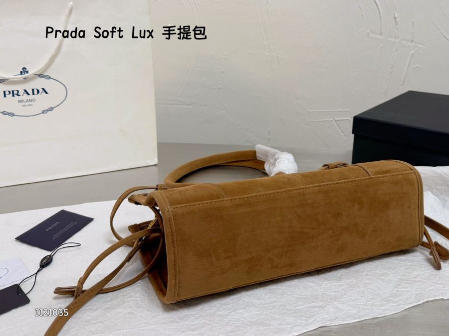 1:1 Replica PRADA bag Comes with box — AAA Quality Replica — photo 3