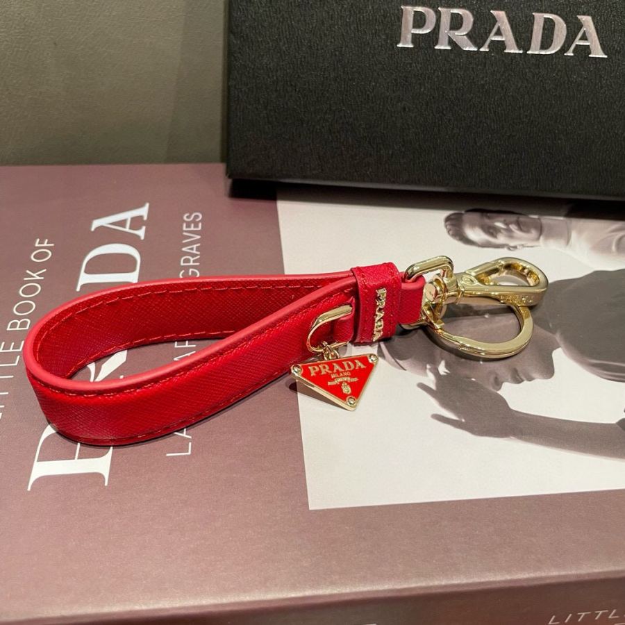 1:1 Replica prada glasses Prada Keychain pu logo — Premium Replica — photo 4