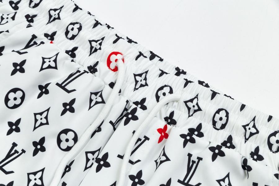 1:1 Replica LV men LV New logo — AAA Quality Replica — photo 3