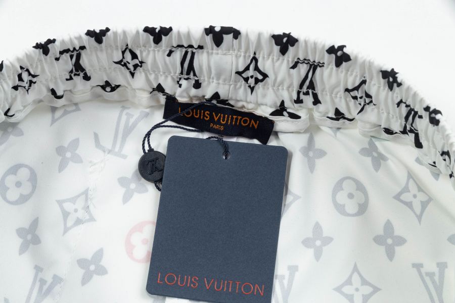 1:1 Replica LV men LV New logo — AAA Quality Replica — photo 8