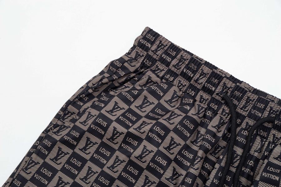 1:1 Replica LV men LV New logo — Premium Replica — photo 6