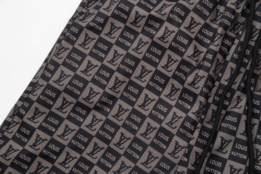 1:1 Replica LV men LV New logo — Premium Replica — photo 5