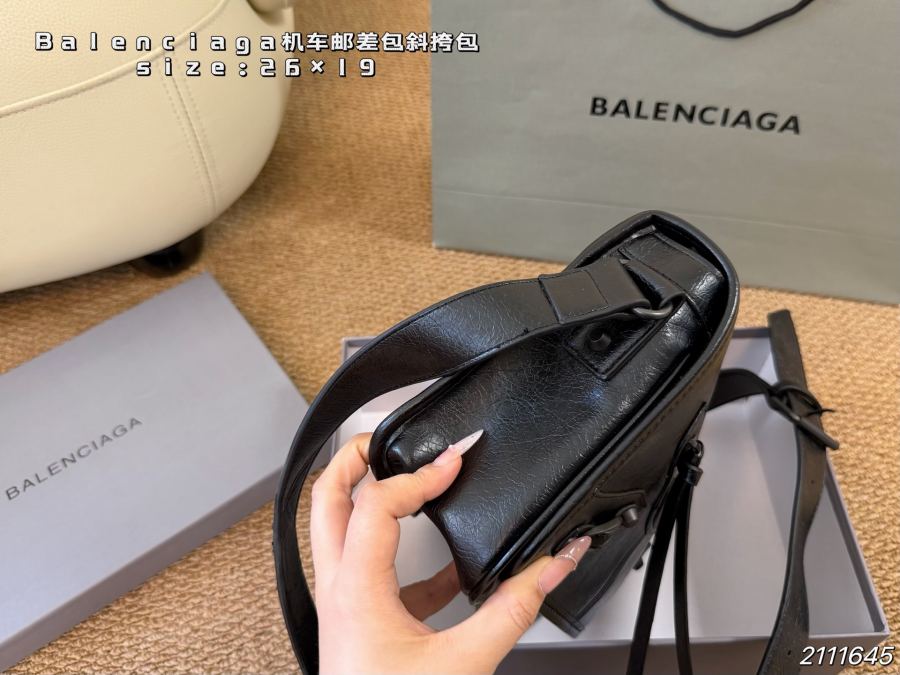 1:1 Replica Balenciaga bag (with box) — AAA Quality Replica — photo 3