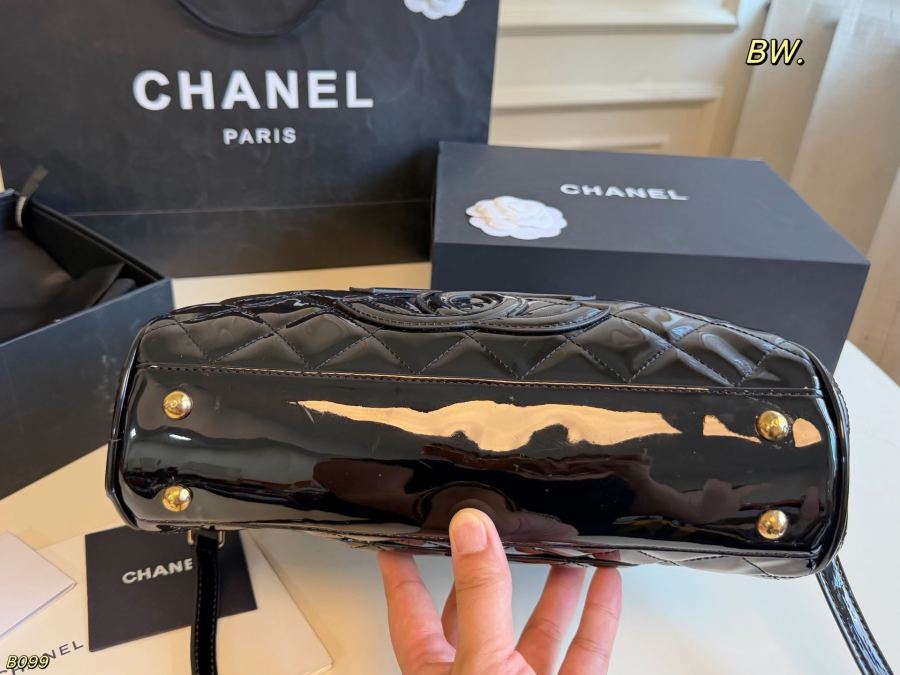 1:1 Replica Chanel Women (folding box) — AAA Quality Replica — photo 5