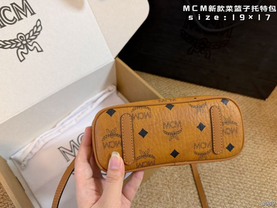 1:1 Replica MCM bag (airplane box) — 1:1 Replica — photo 4