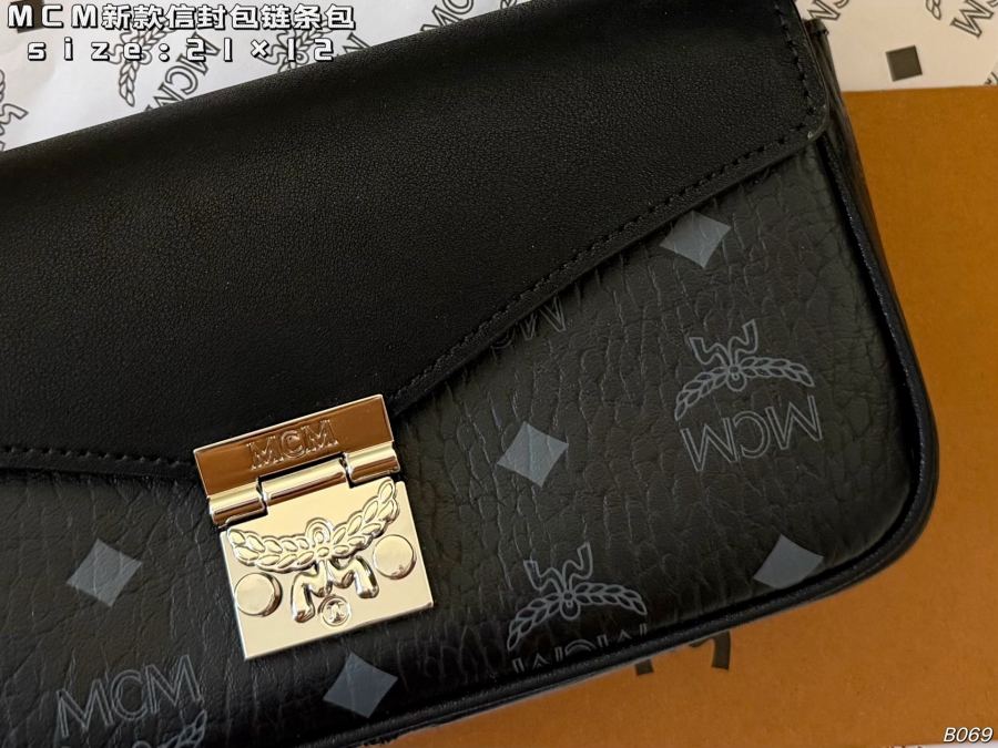 1:1 Replica MCM bag airplane box) — AAA Quality Replica — photo 5