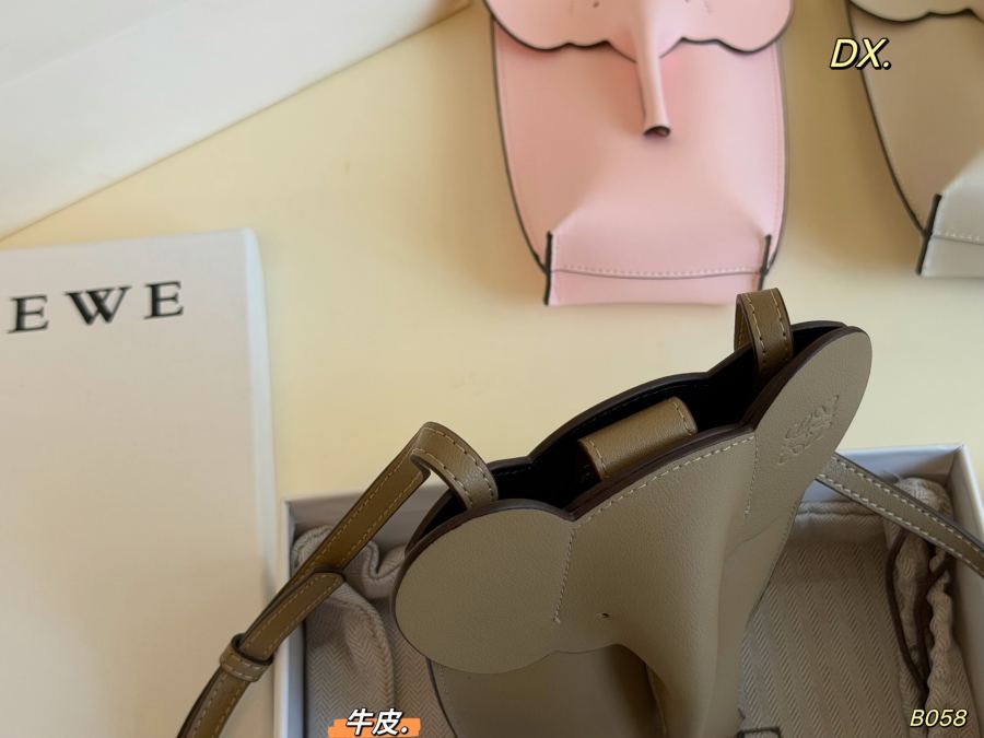 1:1 Replica LOEWE bag Cowhide (with box) — AAA Quality Replica — photo 5