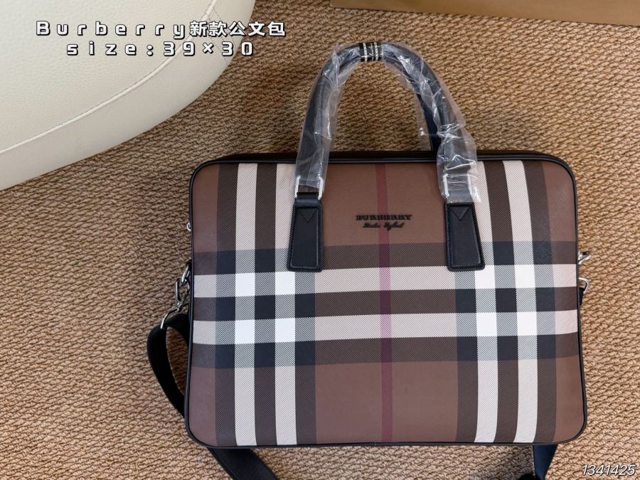1:1 Replica Burberry bag (without box) — AAA Quality Replica — photo 2