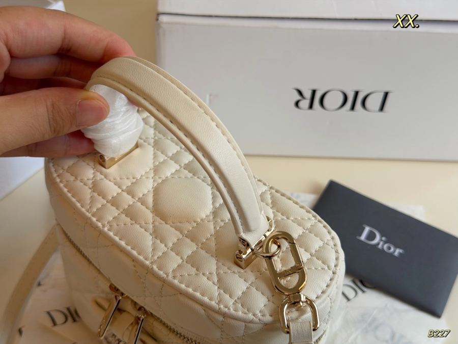 1:1 Replica Dior bag (folding box airplane box) — Premium Replica — photo 3
