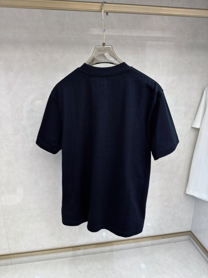 1:1 Replica Prada men Prada 2026ss T logo — Premium Replica — photo 8