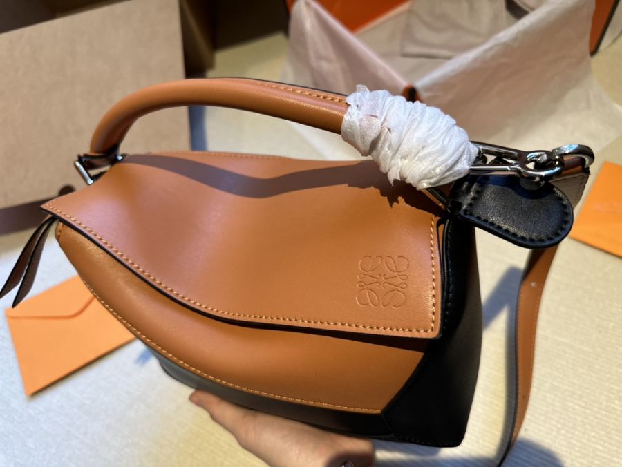 1:1 Replica LOEWE bag Loewe Puzzle — AAA Quality Replica — photo 6