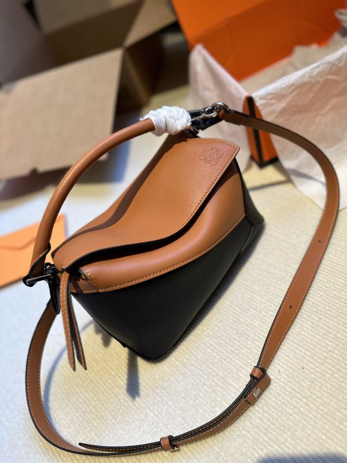 1:1 Replica LOEWE bag Loewe Puzzle — AAA Quality Replica — photo 7