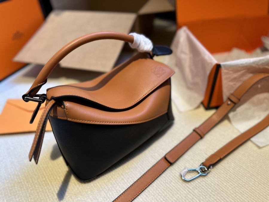 1:1 Replica LOEWE bag Loewe Puzzle — AAA Quality Replica — photo 2