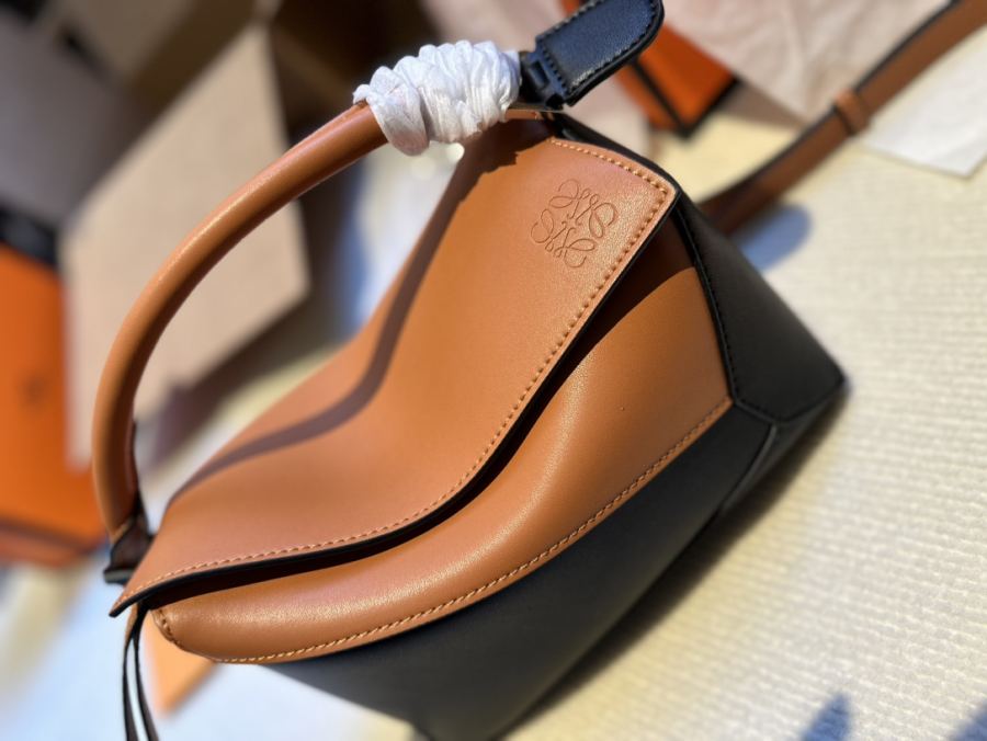 1:1 Replica LOEWE bag Loewe Puzzle — AAA Quality Replica — photo 3