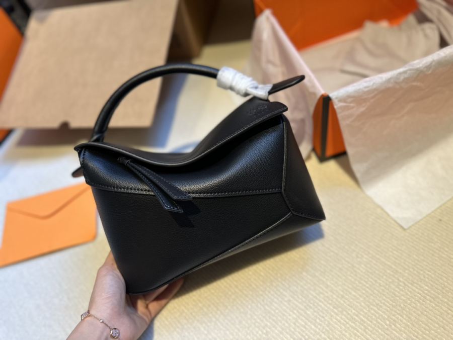 1:1 Replica LOEWE bag LOEWE Puzzle — AAA Quality Replica — photo 6