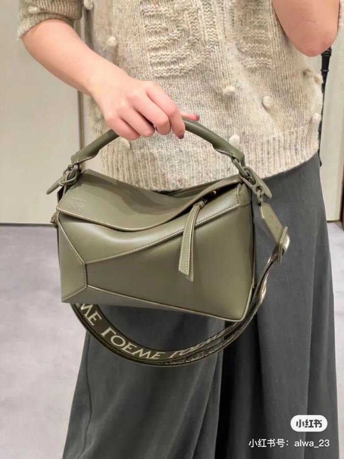 1:1 Replica LOEWE bag Loewe Puzzle — AAA Quality Replica — photo 4