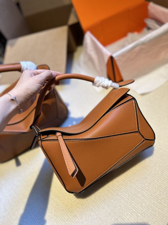 1:1 Replica LOEWE bag Gift box packaging — AAA Quality Replica — photo 7