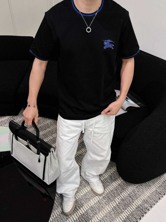 1:1 Replica Burberry men [Burberry Spring/Summer 2026 High-end customized T-shirts] — 1:1 Replica — photo 6