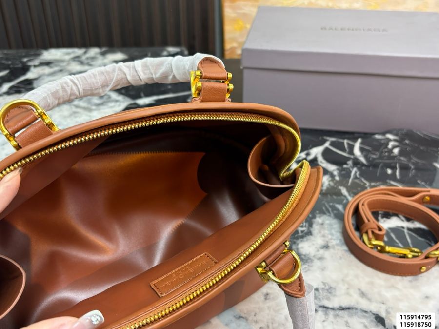 1:1 Replica Balenciaga bag Large small folding box — AAA Quality Replica — photo 9