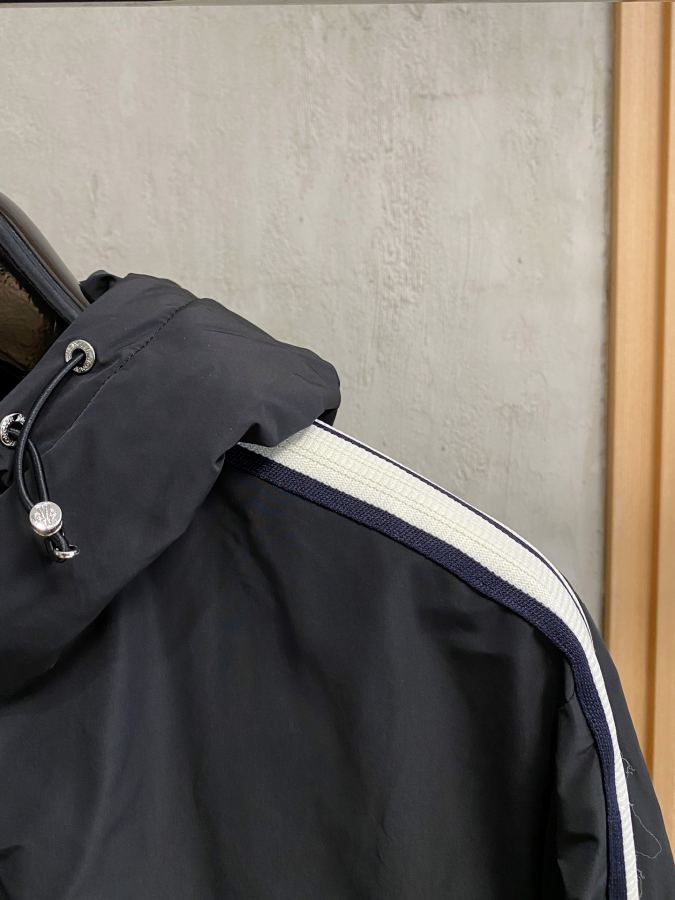 1:1 Replica Moncler down jacket D -49 Moncler # 25 — AAA Quality Replica — photo 3