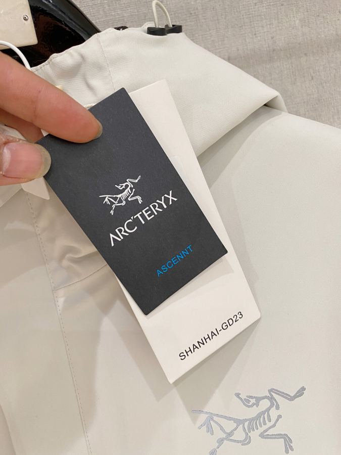 1:1 Replica ARC'TERYX men New 90 ARCTERYX — Premium Replica — photo 6