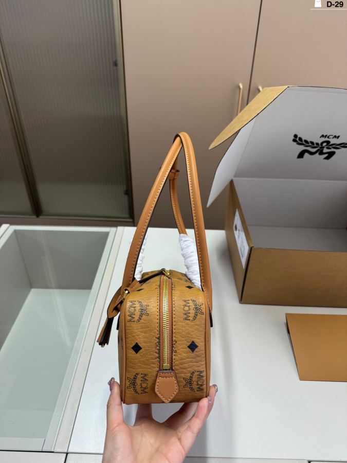1:1 Replica MCM bag — photo 2
