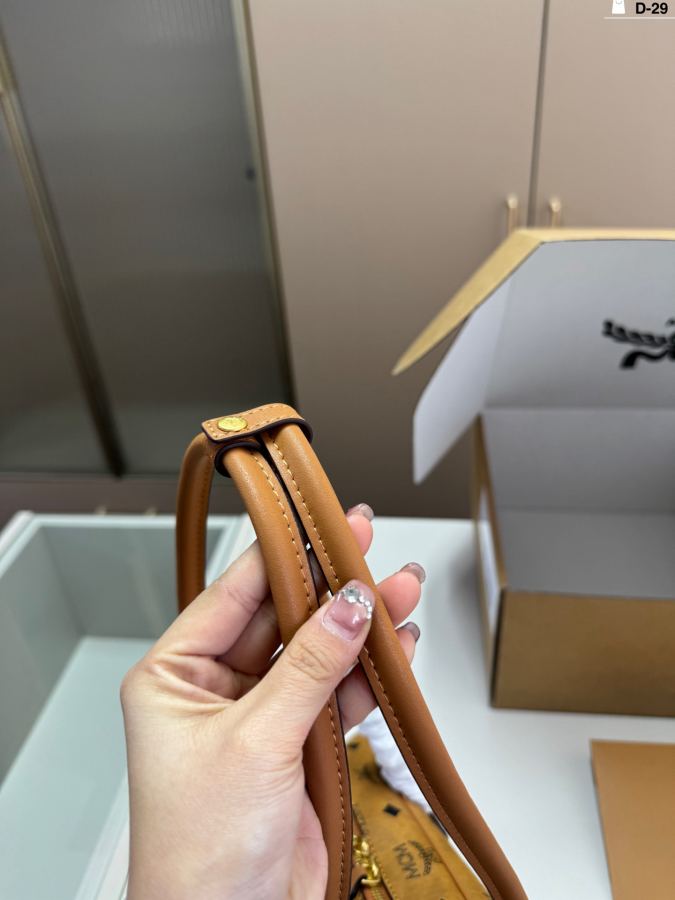 1:1 Replica MCM bag — photo 7